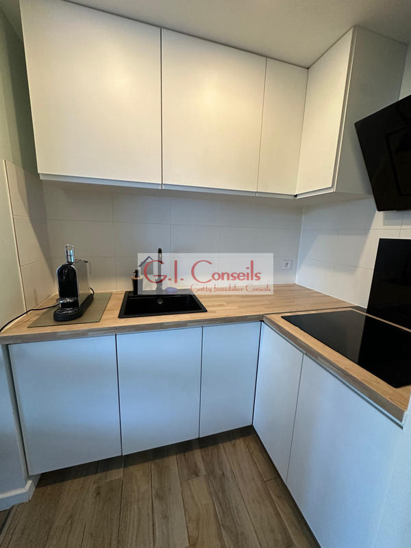 Appartement - 87 m² - 5 pièces