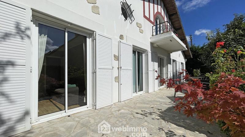 Maison - 150 m² - 7 pièces