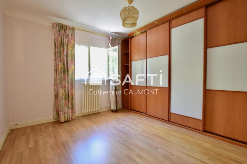 Maison - 208 m² - 8 pièces