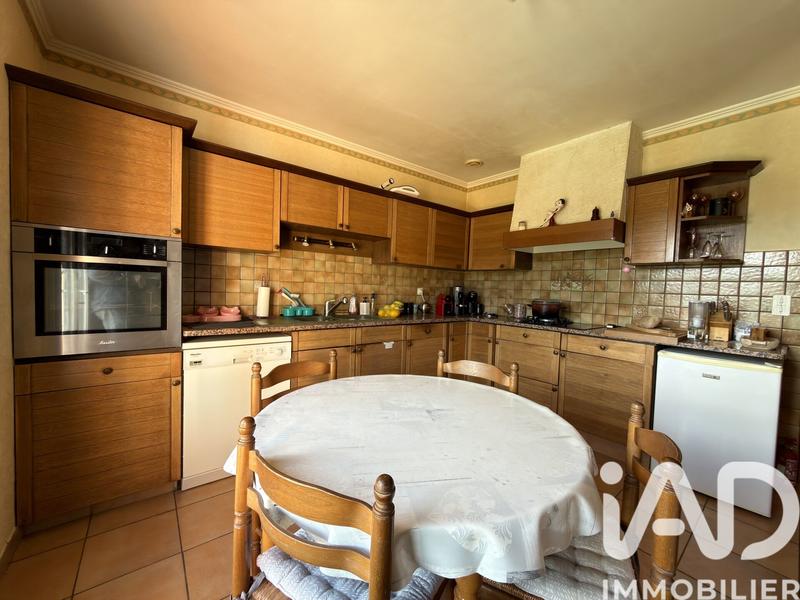 Maison - 142 m² - 5 pièces