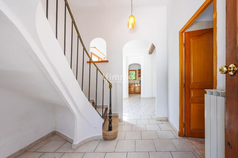 Maison - 93 m² - 5 pièces