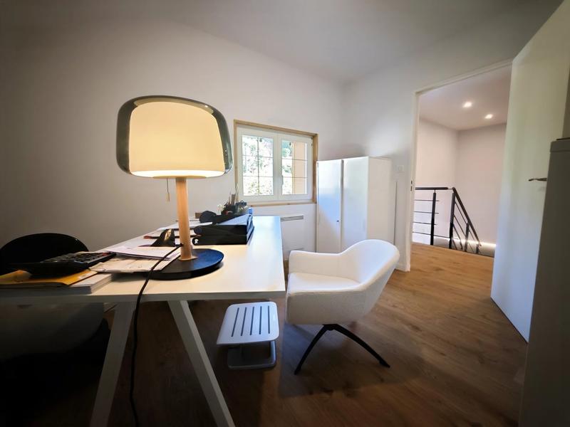 Maison - 254 m² - 10 pièces