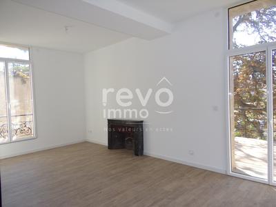 Appartement - 111 m² - 4 pièces