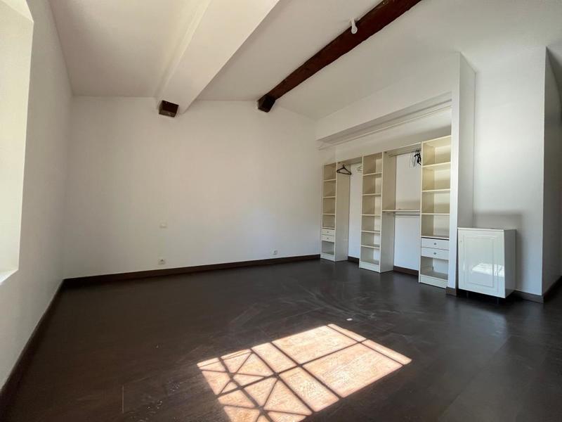 Appartement - 173 m² - 5 pièces