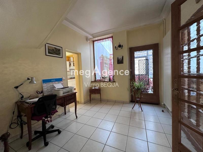 Maison - 132 m² - 8 pièces