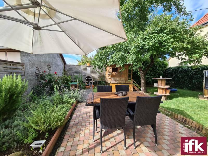 Maison - 147 m² - 5 pièces