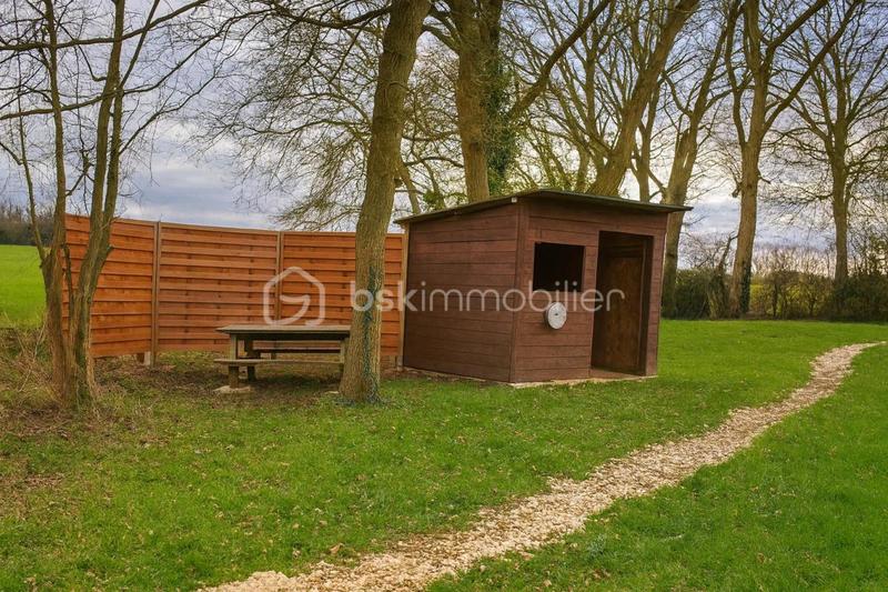 Terrain de loisirs - 10 885 m²