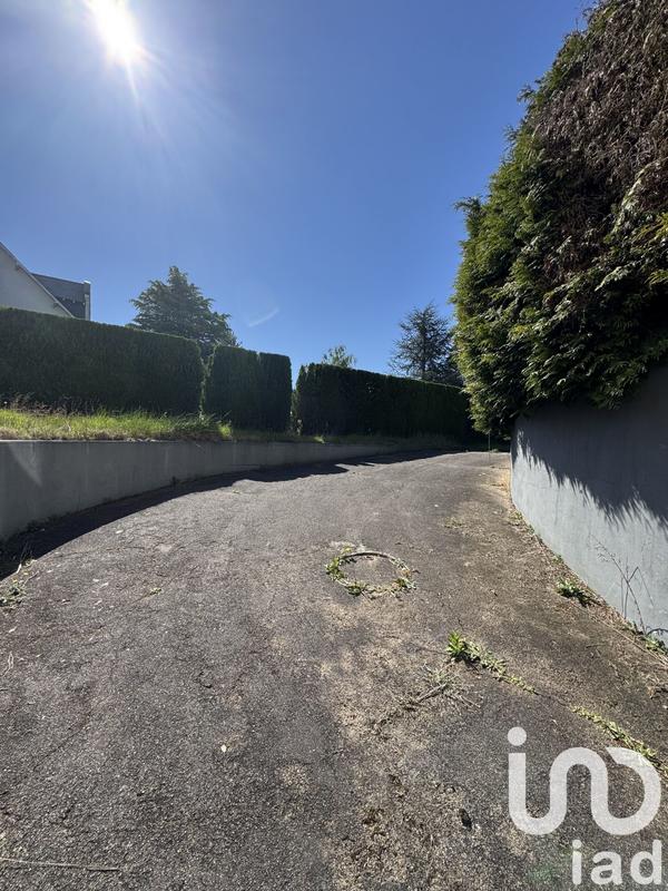 Maison - 270 m² - 9 pièces