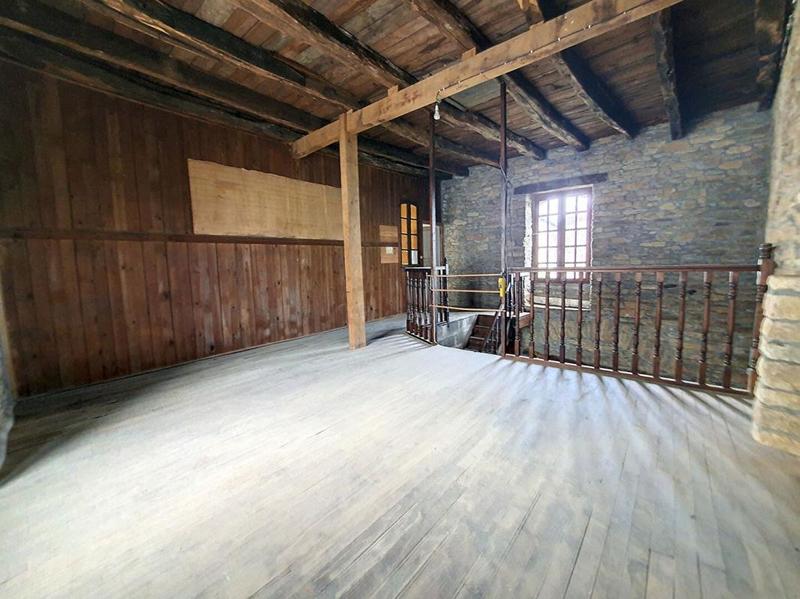 Maison - 275 m² - 4 pièces