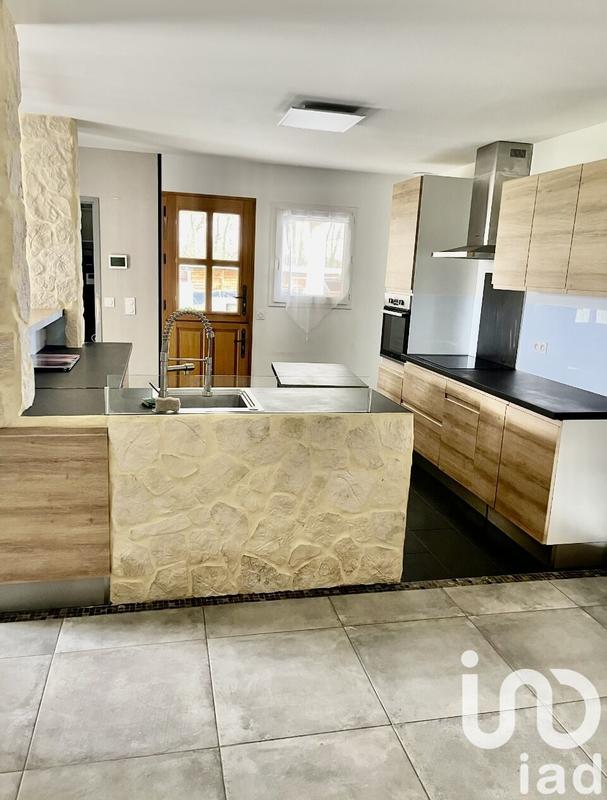 Maison - 110 m² - 5 pièces