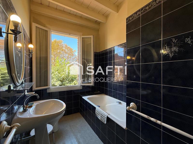 Maison - 157 m² - 5 pièces