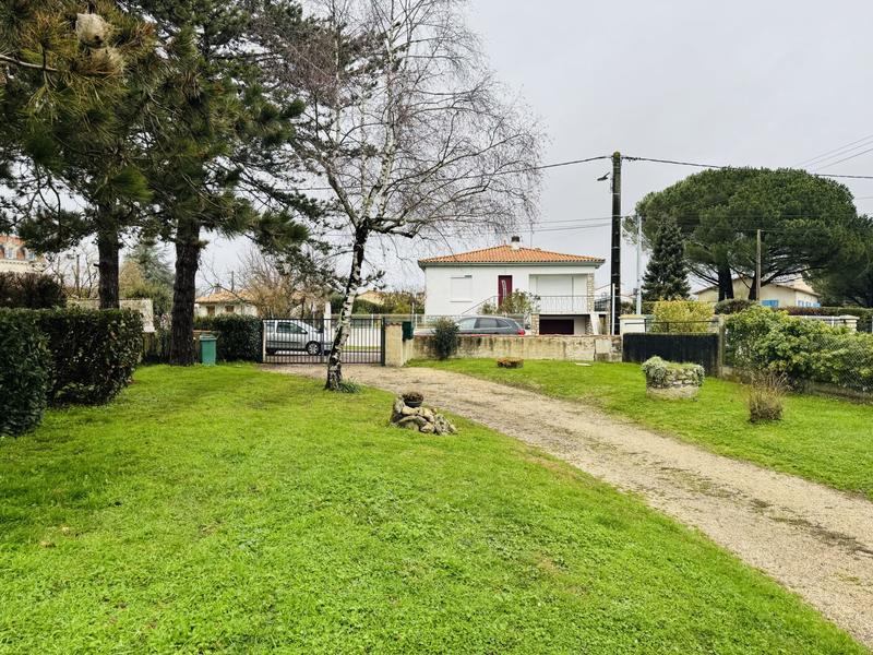 Maison traditionnelle - 154 m² - 6 pièces