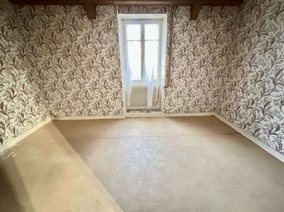 Maison traditionnelle - 200 m² - 8 pièces