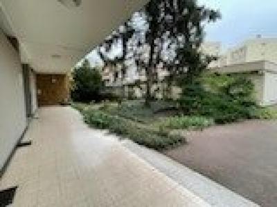 Appartement - 96 m² - 6 pièces