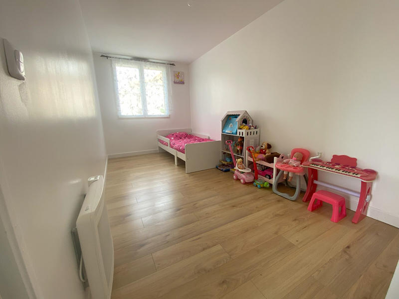 Maison - 80 m² - 5 pièces