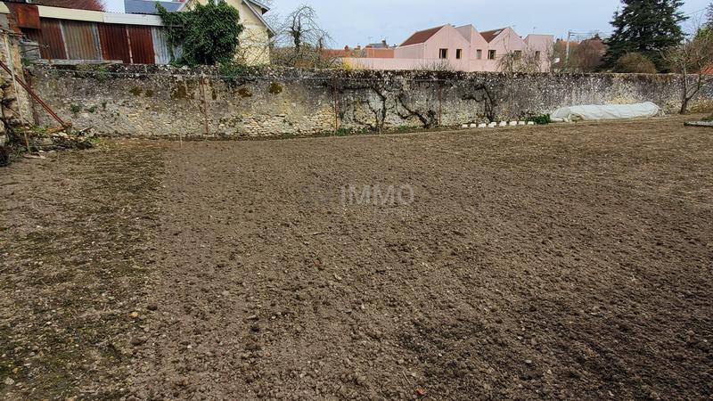 Terrain constructible - 727 m²