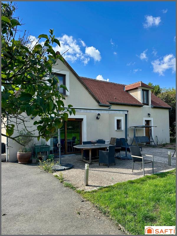 Maison - 228 m² - 7 pièces