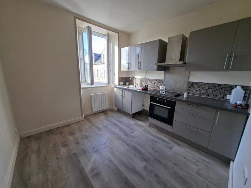 Maison - 185 m² - 6 pièces