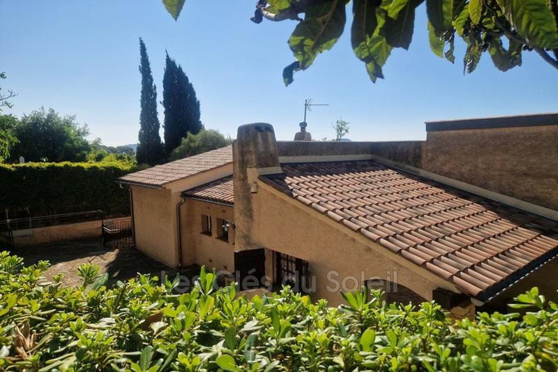 Maison - 220 m² - 4 pièces