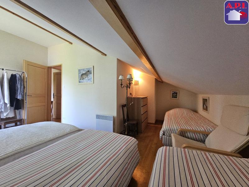 Maison - 91 m² - 4 pièces