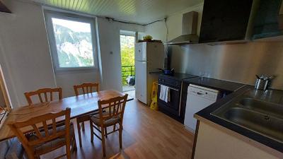 Maison - 117 m² - 8 pièces