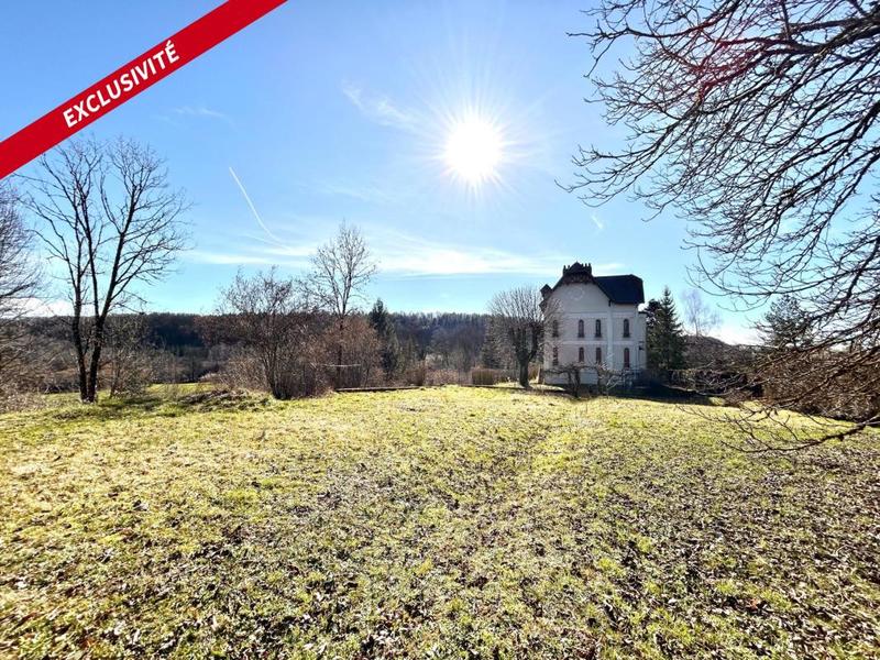 Maison - 200 m² - 8 pièces