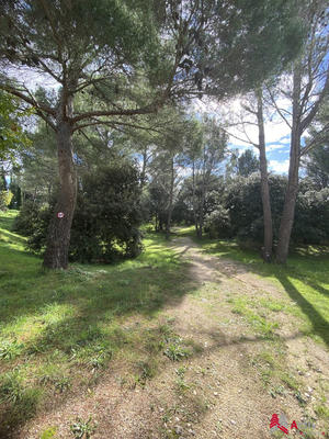 Appartement - 120 m² - 1 pièce