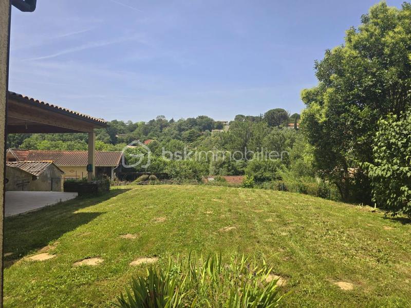 Villa - 137 m² - 5 pièces