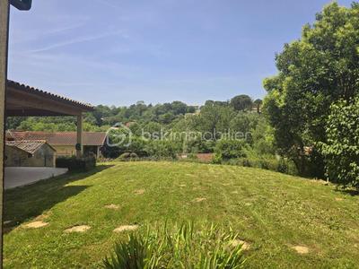 Villa - 137 m² - 5 pièces