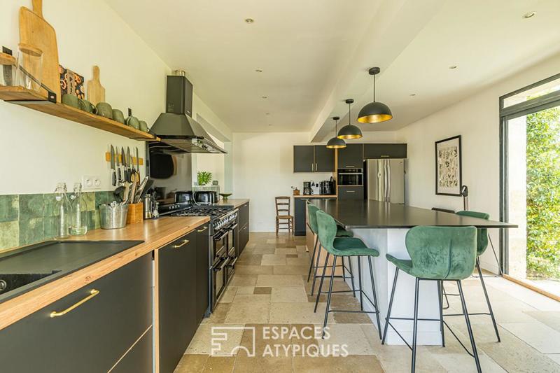 Maison en pierre - 332 m² - 10 pièces