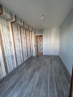 Appartement - 84 m² - 5 pièces