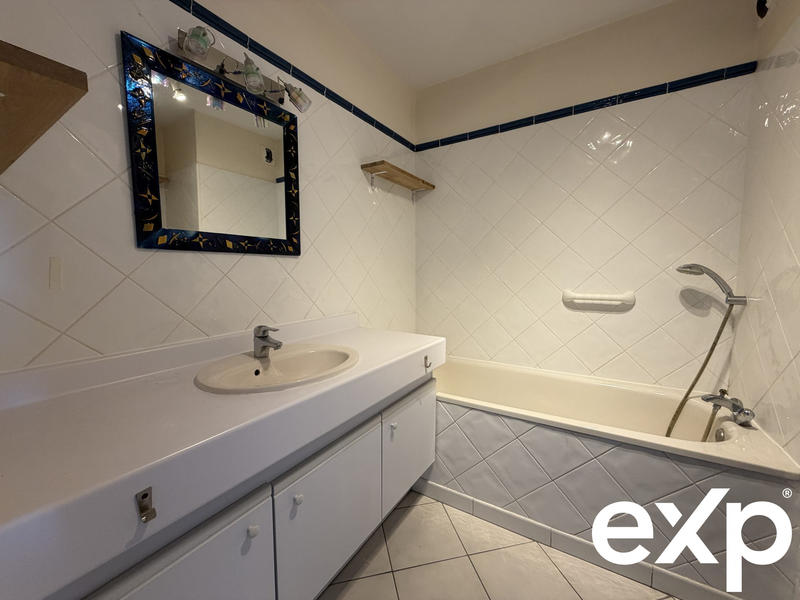 Appartement - 84 m² - 3 pièces