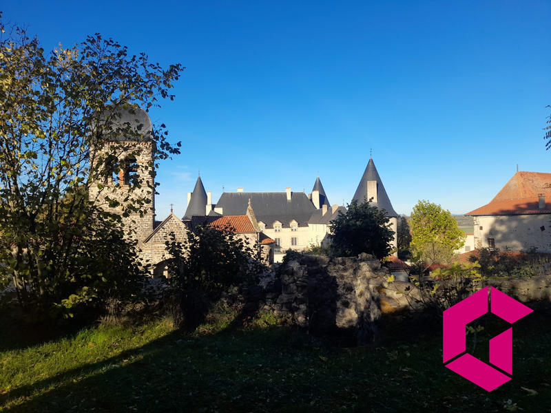 Maison - 243 m² - 11 pièces