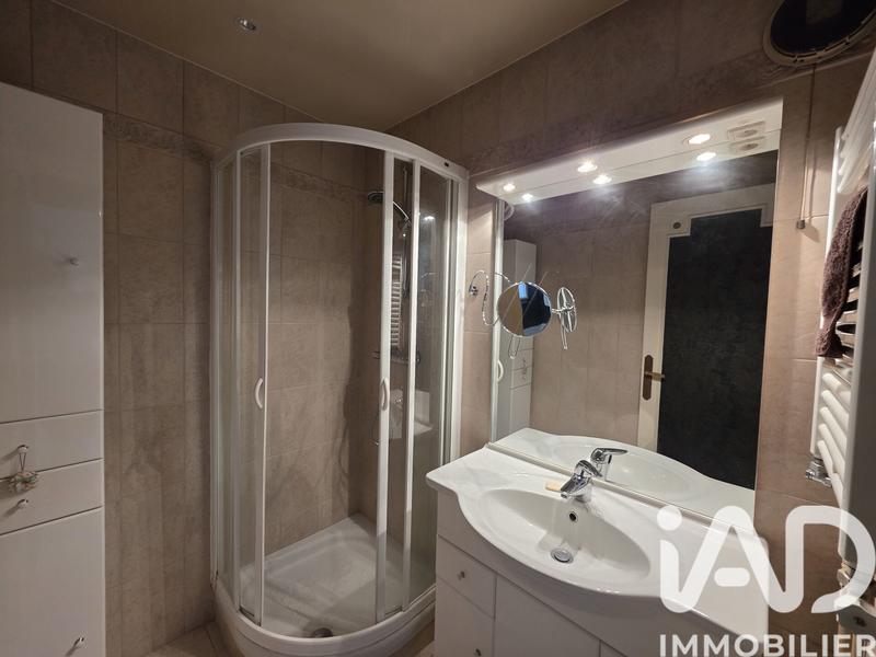 Appartement - 82 m² - 4 pièces