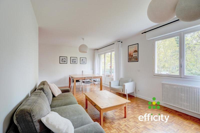 Appartement - 85 m² - 4 pièces