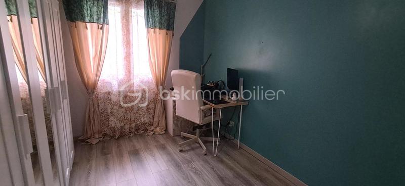 Maison - 94 m² - 4 pièces