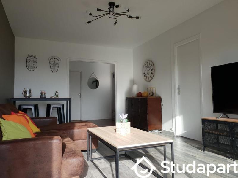 Chambre - 12 m² - 1 pièce