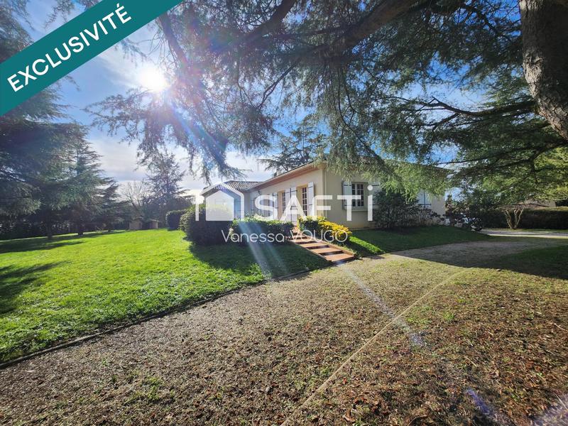 Maison - 170 m² - 9 pièces