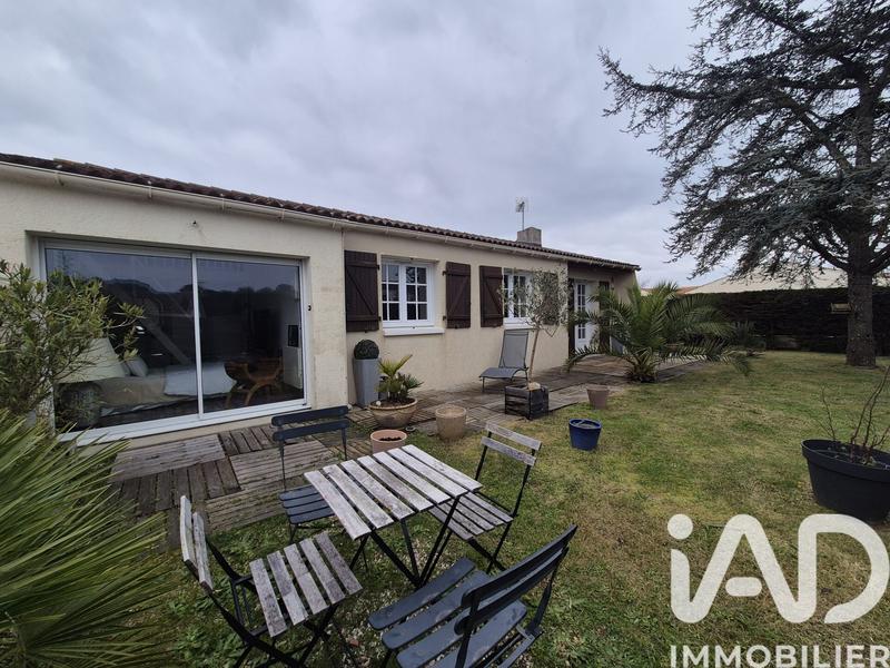 Maison - 93 m² - 4 pièces