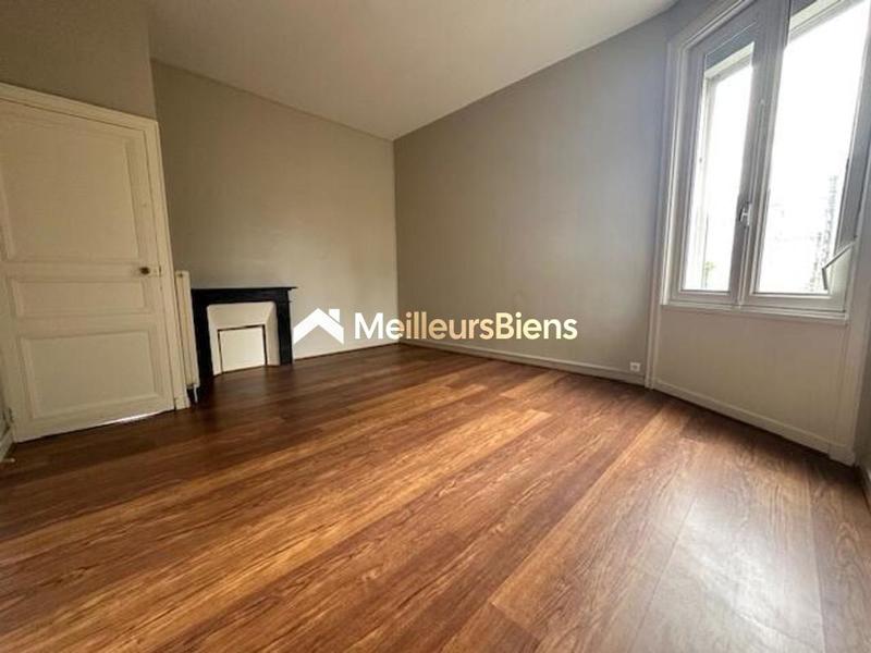 Appartement ancien - 70 m² - 3 pièces