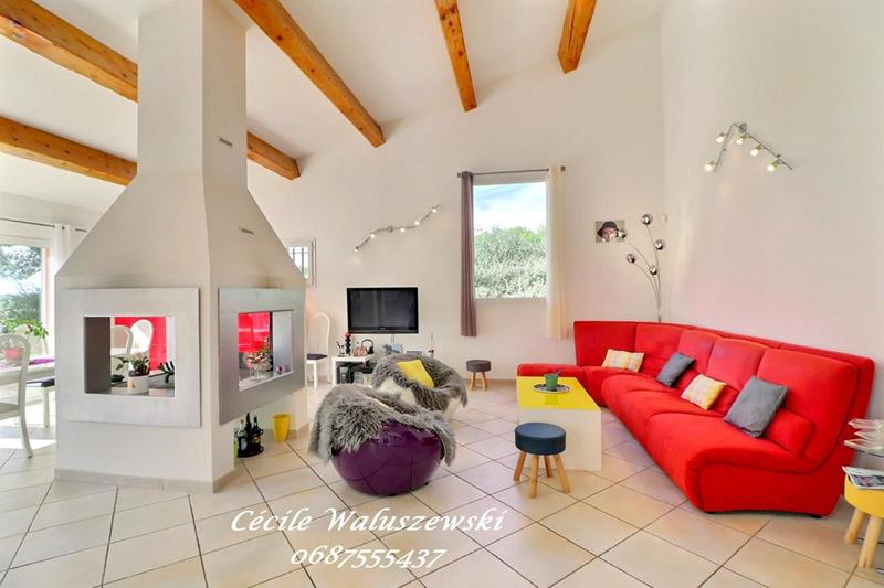 Maison - 137 m² - 5 pièces