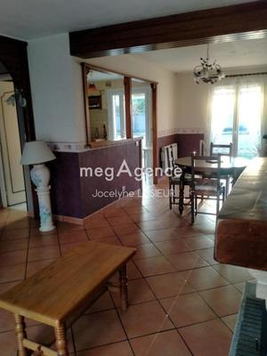 Maison traditionnelle - 118 m² - 5 pièces