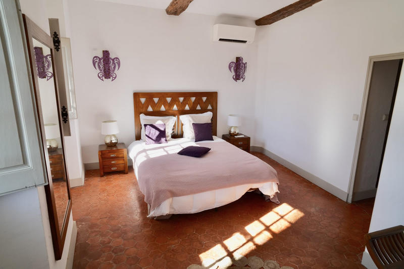 Bastide - 684 m² - 10 pièces