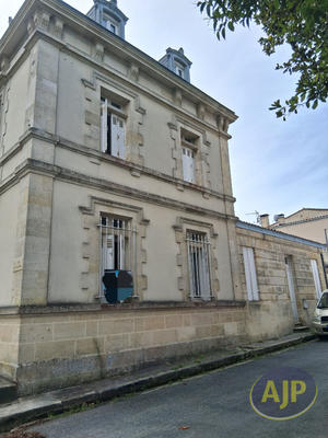 Maison - 125 m² - 6 pièces