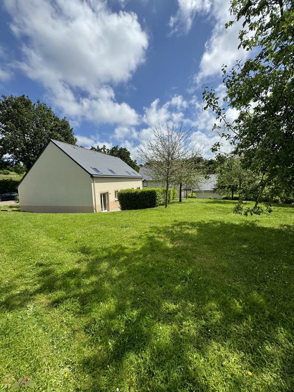 Maison traditionnelle - 83 m² - 5 pièces