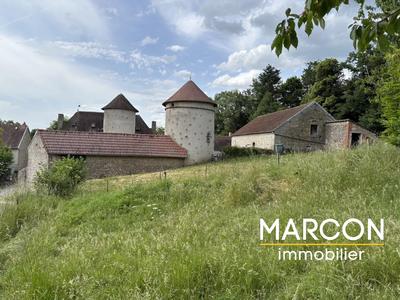 Maison - 212 m² - 8 pièces