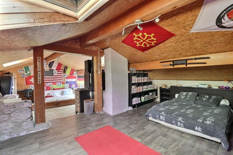 Maison - 210 m² - 7 pièces