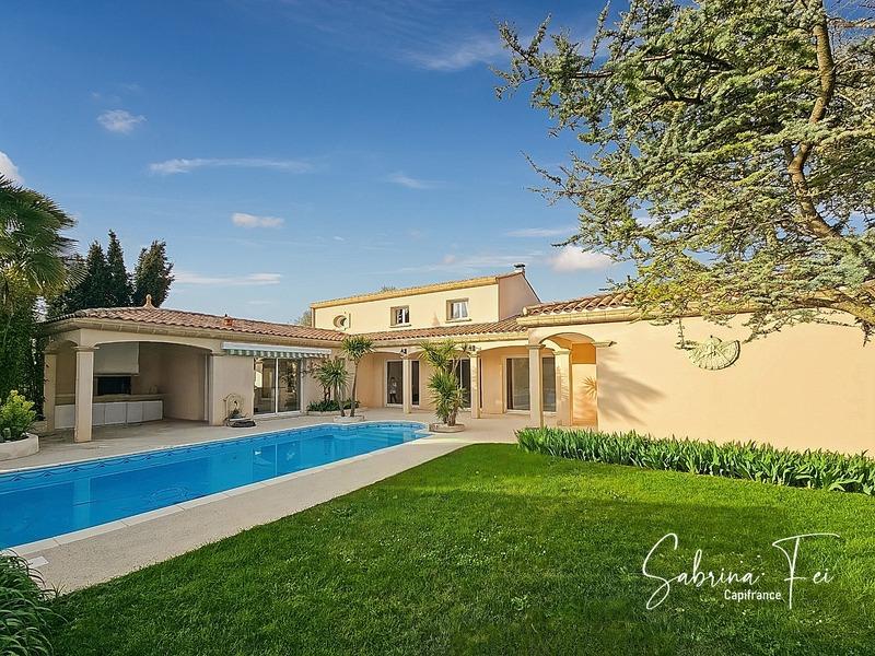 Maison - 165 m² - 6 pièces