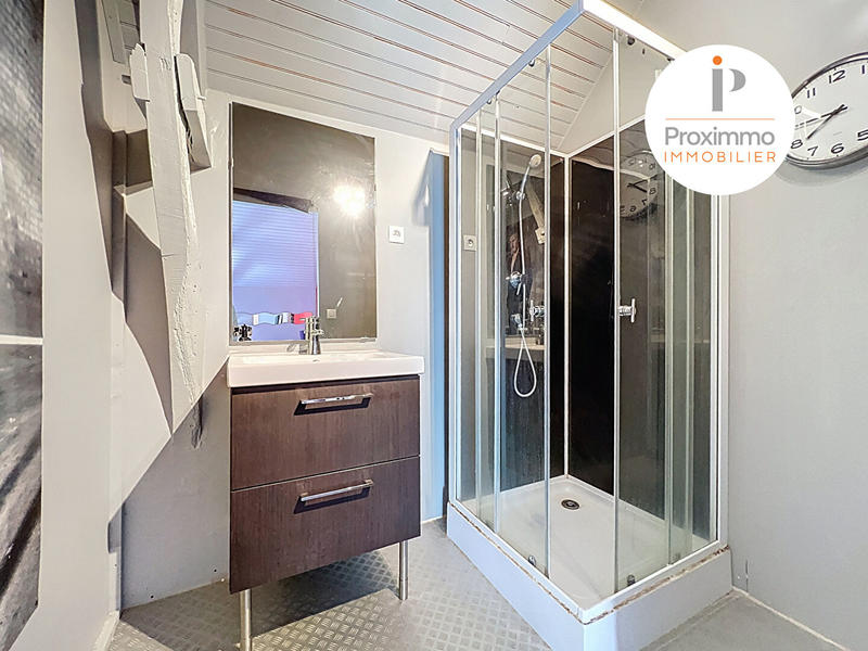 Maison - 199 m² - 8 pièces