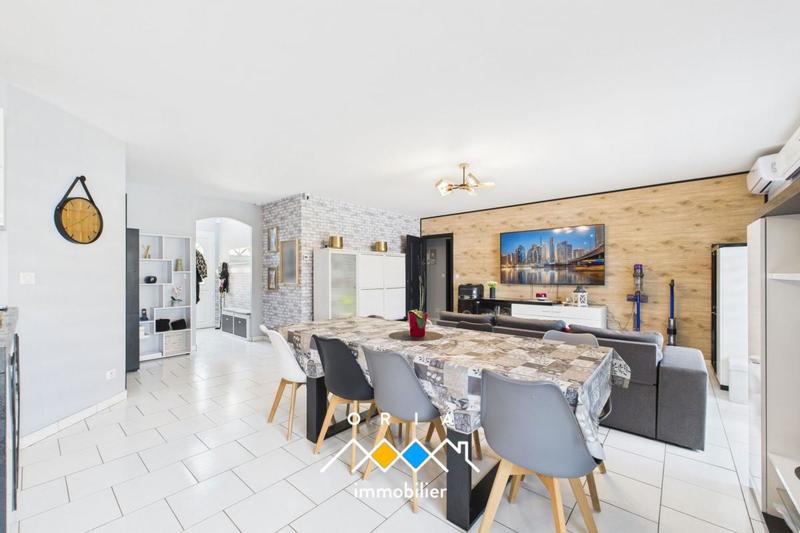 Maison - 91 m² - 5 pièces